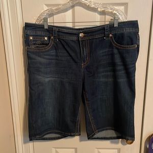 Seven7 Melissa McCarthy Jean Bermuda shorts 20W EUC